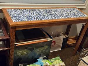 lot 768 image: 46 Tile Top  Wooden Side Table