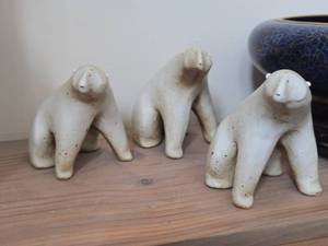 lot 796 image: Lot of (3) Polar Bear theme Stoneware Clay Table Statues 5