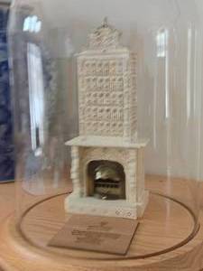 lot 814 image: 8 12 Miniature Doll House Tile Stove 112 Scale Replica under Glass Dome