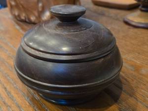 lot 879 image: Vintage Ebony or Walnut Hand-Turned Wooden Bowl with Lid