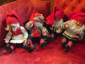 lot 924 image: Lot of (4) Vintage 1 Dolls  Gnomes  Christmas Elves - Nisse by Arne Hasle (1950s  1960s) (Norway)