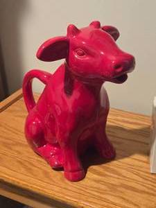 lot 942 image: 11 Cow theme Ceramic Creamer