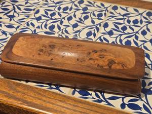lot 988 image: 9 Handmade Walnut Wood with White Oak Burl Jewely Box with Felt Interior