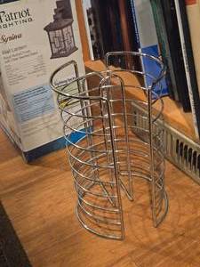 lot 999 image: Chrome Finish Metal Paper Towel Holder