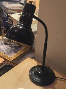 lot 1042 image: Desk Lamp