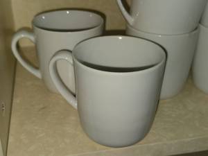 lot 1022 image: Lot of (8) Mugs by Arzberg (Germany)