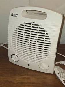 lot 1056 image: Comfort Zone Household Space Heater