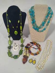 lot 68 image: Assorted Lot of Beaded Necklaces