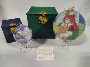 lot 113 image: Li Bien Hand Painted Glass Vintage Ornaments