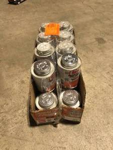lot 20 image: Lot of Oatey Medium Orange CPVC Cement customer return see pictures