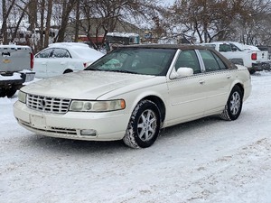 lot 12 image: 2002 CADILLAC SEVILLE SLS 120k Miles  No Accidents (NO RESERVE)