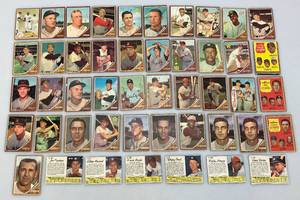 lot 190 image: 1962 Topps baseball Cards And More