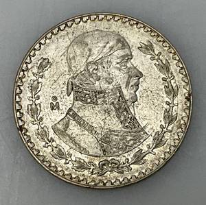 lot 208 image: 1966 Mexico One Silver Peso