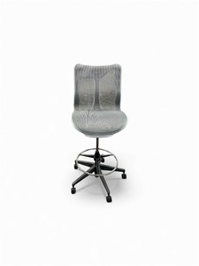lot 42 image: Herman Miller Cosm Draft Chair