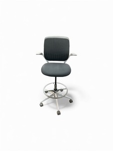 lot 40 image: Steelcase Cobi Draft Chair GrayWhite