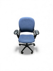 lot 67 image: Steelcase Leap V1- Blue