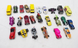 lot 15 image: Hot Wheels Diecast Cars