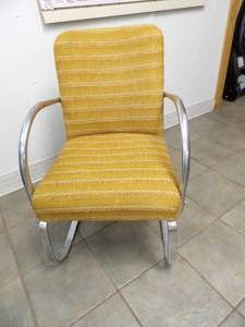 lot 14 image: Vintage Springer Lounge Chair. Art Deco. Mid Century
