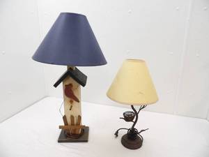 lot 51 image: Rustic Cabin Themed Table Lamps