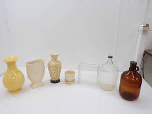 lot 54 image: Vintage Glass Gallon Jugs & Decor
