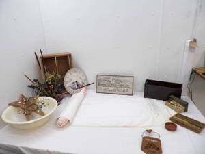 lot 60 image: Decor Lot VintageAntique Wash basin, wooden crate doilies and table runners and more