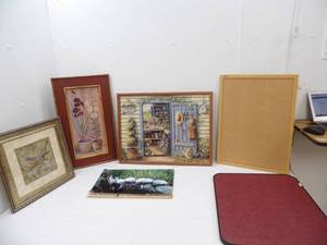 lot 65 image: wall Decor