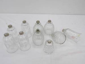 lot 97 image: Home Interiors Clear Glass Peg Votive Candle Holders. Diamond OpticPoint Pattern, Snowflake Pattern (NEW)