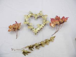 lot 120 image: Vintage Homco Metal Maple Leaf & Ivy Wall Decor
