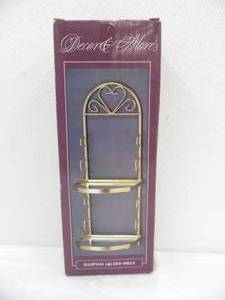 lot 126 image: Decor & More. Hampton Arched Shelf. (New in Box)