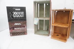 lot 165 image: 2 Vintage Wooden Crates, 2 Milk Crates