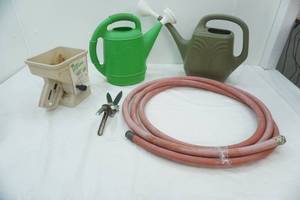 lot 171 image: Outdoor Garden Lot 2 watering cans, EZ Hand Spreader, Hose, Trimmer, Shear