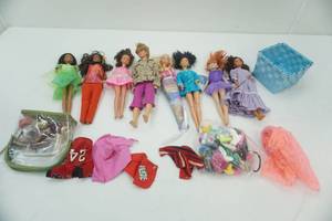 lot 219 image: Barbie, Skipper, Ken Dolls and Accessories
