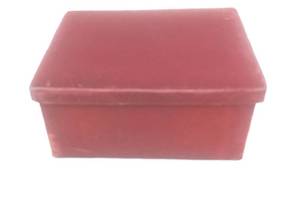 lot 286 image: Red Velvet Box with Padded Lid