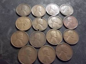 lot 27 image: 15 Lincoln Cents- 1909, 1910, 1912, 1918, 1917, 1924 D, 1922 D, 1918, 1919,1919 D, 1931 S, 1916 D, 198 S, 1922 Weak D