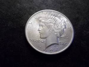 lot 39 image: 1924 Peace Silver Dollar