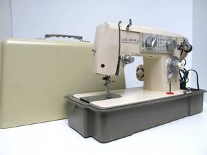 lot 69 image: Nice Working Vintage ELGIN Sewing Machine wCase