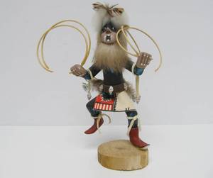 lot 76 image: Excellent Handmade Native American Kachina Doll Figure #3
