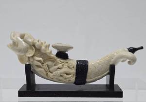 lot 101 image: Vintage Carved Oriental Dragon or Fish Pipe wStand