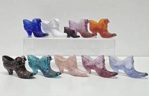 lot 210 image: Great Estate Lot of Mid Century Colorful Glassware #2 - Colorful Glass Shoes