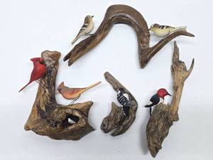 lot 248 image: Nice Group of Carved Wood Birds on Natural Driftwood Displays