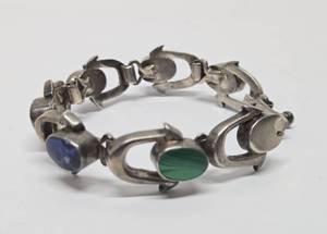 lot 256 image: Vintage Sterling Silver Link Bracelet wMalachite &amp Lapis
