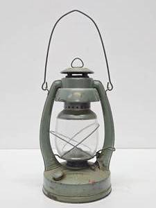 lot 198 image: Nice Estate Collection of Vintage Lanterns #9