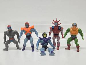 lot 292 image: 5 Vintage 80s HE-MAN Action Figures