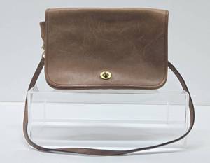 lot 295 image: Authentic Vintage COACH New York Leather Purse