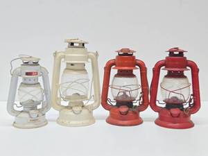 lot 306 image: Nice Estate Collection of Vintage Lanterns #16
