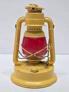 lot 307 image: Nice Estate Collection of Vintage Lanterns #17
