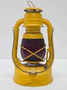 lot 309 image: Nice Estate Collection of Vintage Lanterns #19