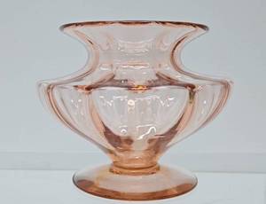 lot 338 image: Lovely Vintage FOSTORIA Fairfax Pink Glass Large Vase