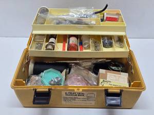 lot 318 image: Nicely Organized Fishing Tackle Box Full of Fly Fishing Lure Tying Supplies