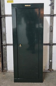 lot 7 image: STACK-ON Vertical Gun Case  Cabinet with Key